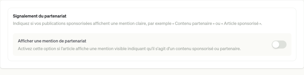 Option Afficher une mention de partenariat de Ranksource, desactivee par defaut